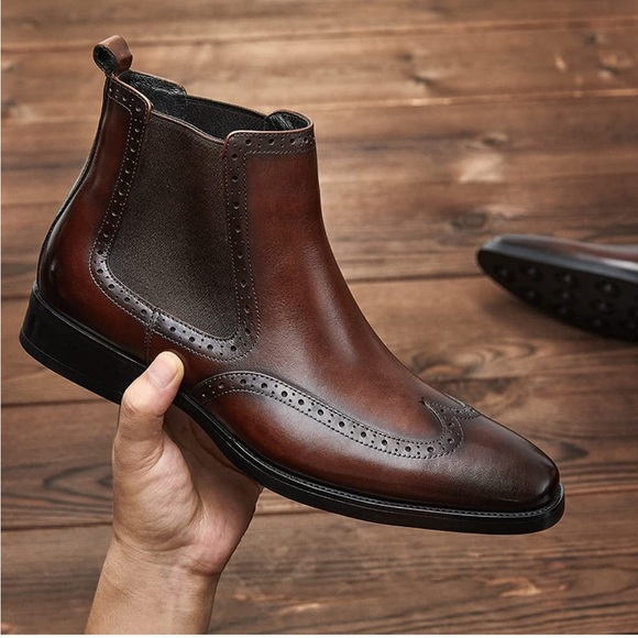 BRAND NEW MENS STYLISH BROWN FALL CHELSEA BOOTS NWT - Picture 2 of 10